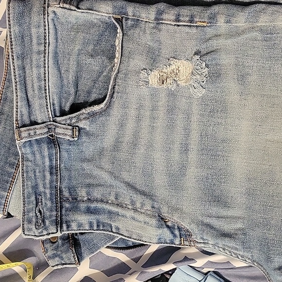 American Eagle size18 - Picture 2 of 3